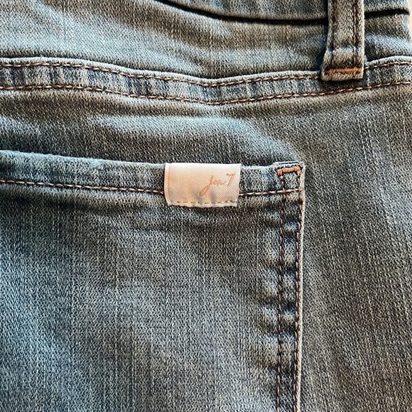 7 For All Mankind Jen7 Bermuda Shorts Mid Rise Size 2 - Picture 15 of 16